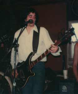 single cover HELLO AGAIN by The Rich